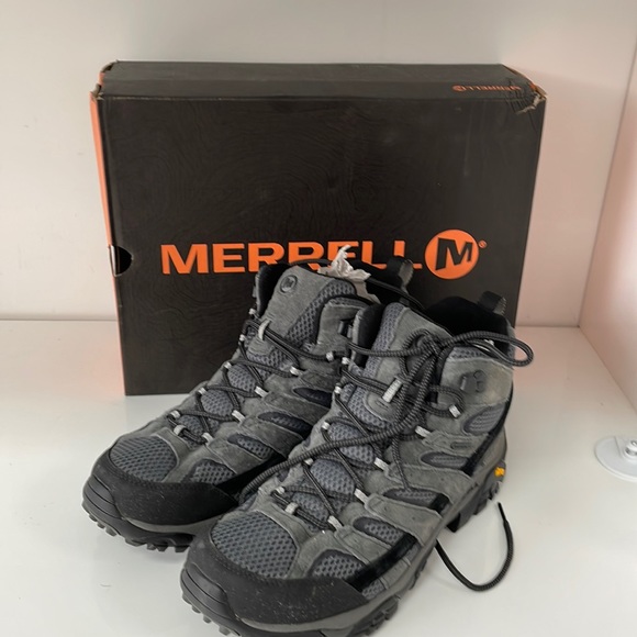 Merrell Mens Moab 2 Mid Waterproof Hiking Shoes - Picture 1 of 5